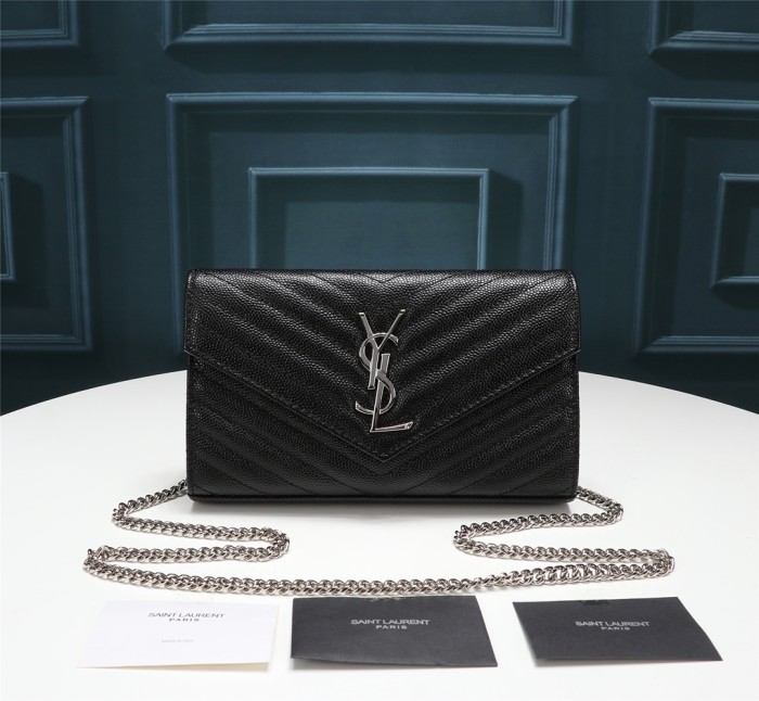 Handbags SAINT LAURENT 26801 size 22.5x14x4 cm