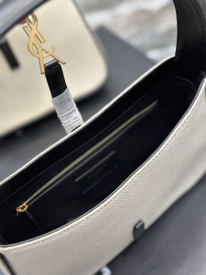 Handbags SAINT LAURENT 657228 size 25X14X6 cm