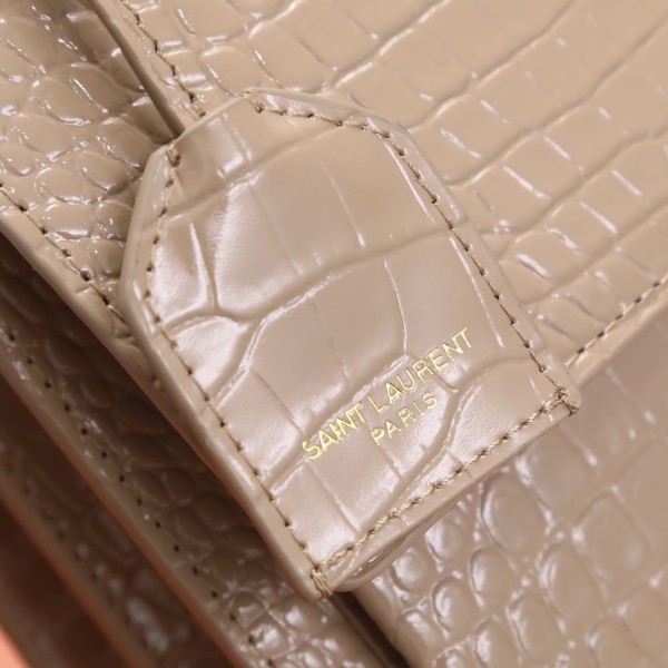 Handbags SAINT LAURENT 422906 size 22x8x16 CM