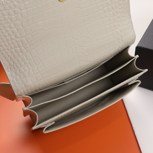 Handbags SAINT LAURENT 422906 size 22x8x16 CM