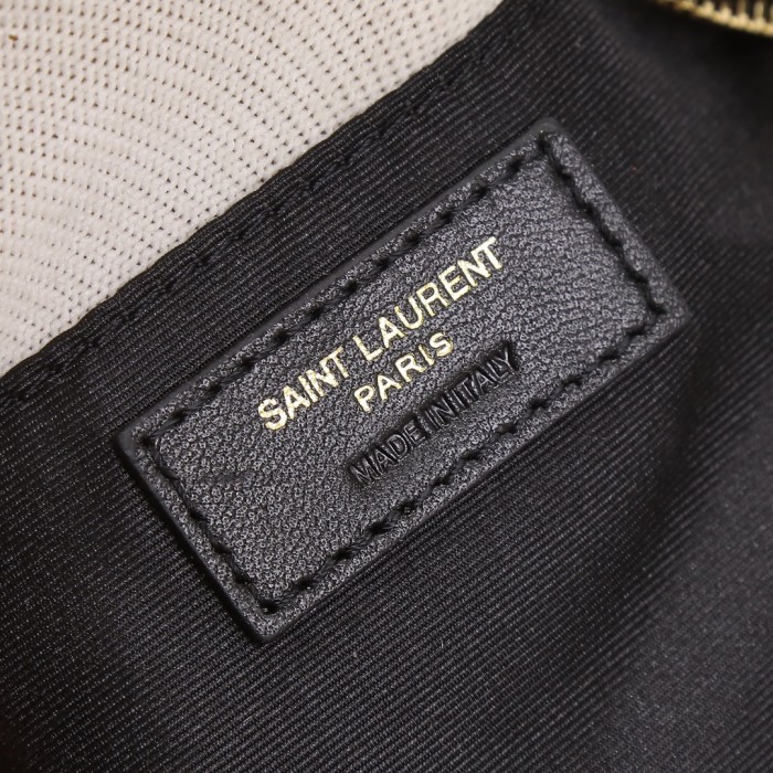 Handbags SAINT LAURENT 610436 size 17x17x5.5 cm