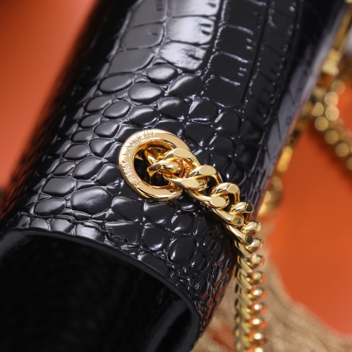 Handbags SAINT LAURENT 469390 size 20x13.5x5.5 cm