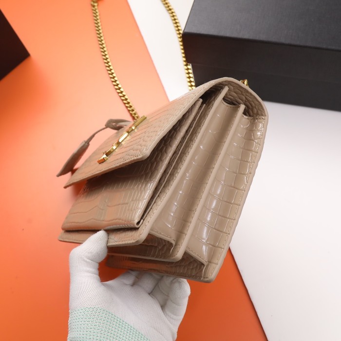 Handbags SAINT LAURENT 422906 size 22x8x16 CM