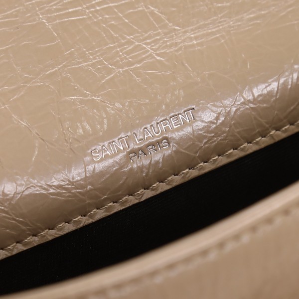 Handbags SAINT LAURENT 533037 size 22x16.5x12 cm