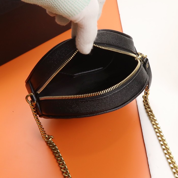 Handbags SAINT LAURENT 610436 size 17x17x5.5 cm