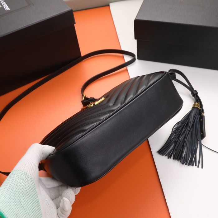 Handbags SAINT LAURENT 422906 size 23x16x6 cm