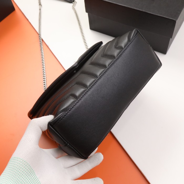 Handbags SAINT LAURENT 494699  size 25×17×9 cm