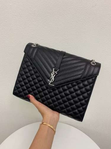 Handbags SAINT LAURENT 396910  size 31*22*7.5 cm