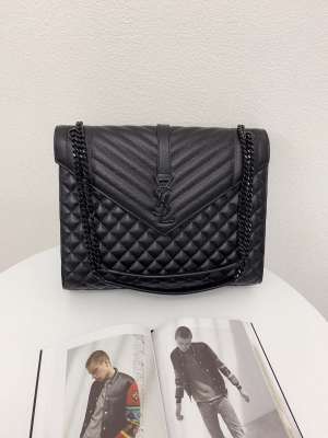 Handbags SAINT LAURENT 396910  size 31*22*7.5 cm