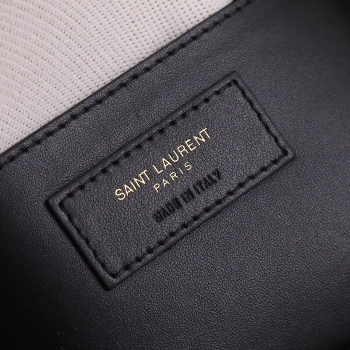 Handbags SAINT LAURENT 633151  size 22×16.5×12 cm