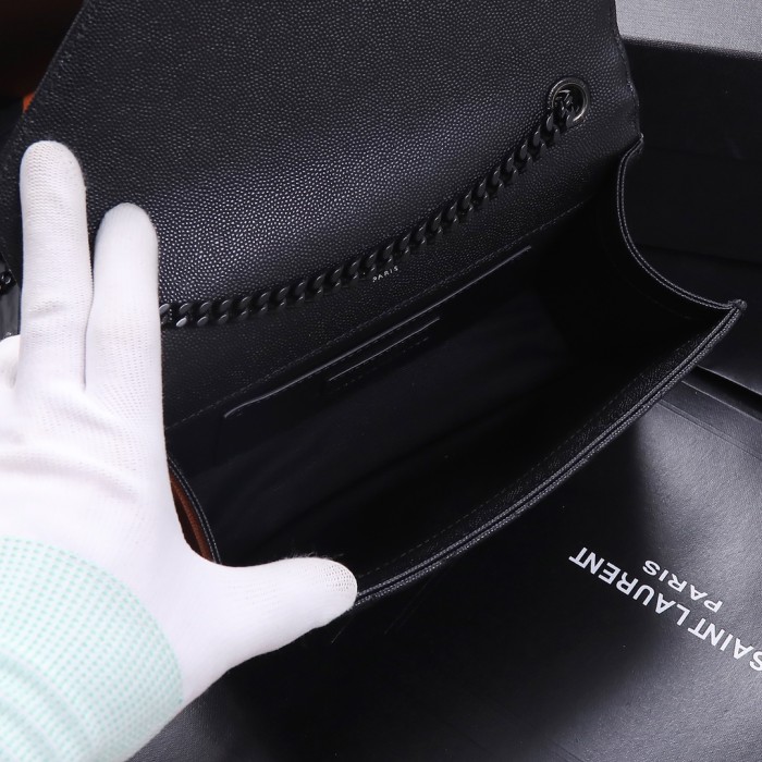 Handbags SAINT LAURENT 526286 size 21x13x6 cm 