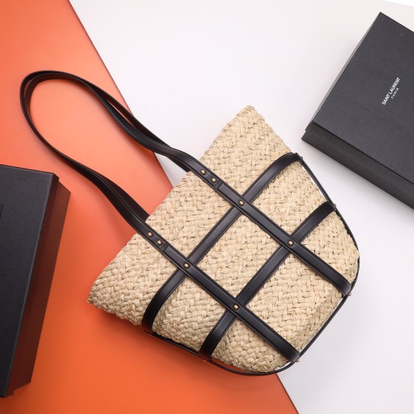 Handbags SAINT LAURENT 685634 size 40 X 29 X 19 CM