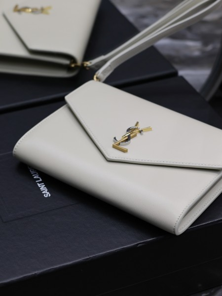 Handbags SAINT LAURENT 617662  size 21×6×3 cm