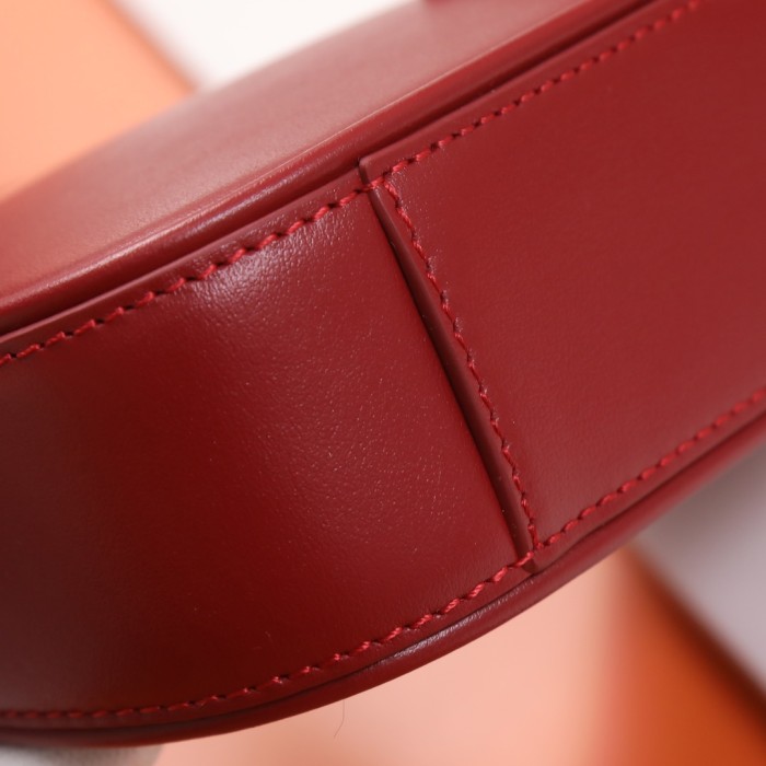 Handbags SAINT LAURENT 710318  size 19X11.5x4.5 cm