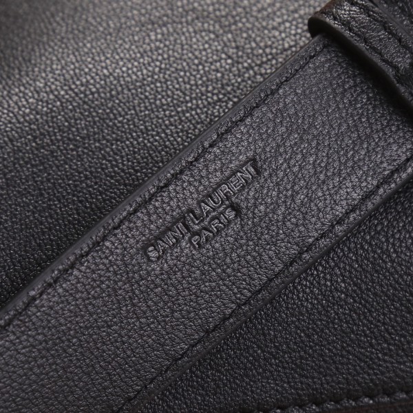 Handbags SAINT LAURENT 569737  size 25×14×3.5 cm