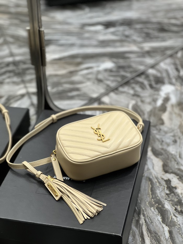 Handbags SAINT LAURENT 534817  size 15.5x10.5x5.5 cm