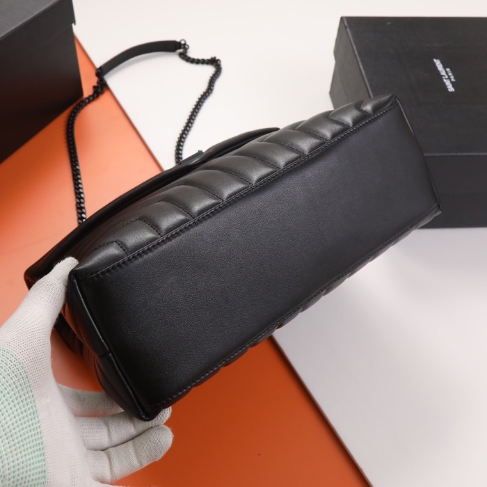 Handbags SAINT LAURENT 487216  size 32×22×11 cm