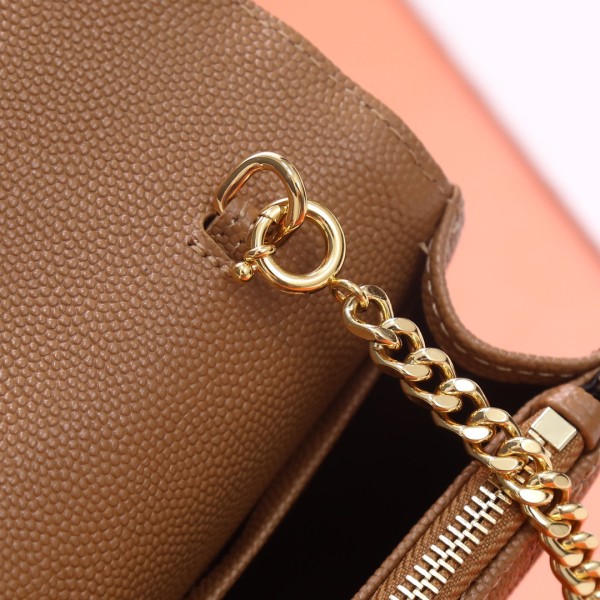 Handbags SAINT LAURENT 393953  size 19x11.5x4 cm