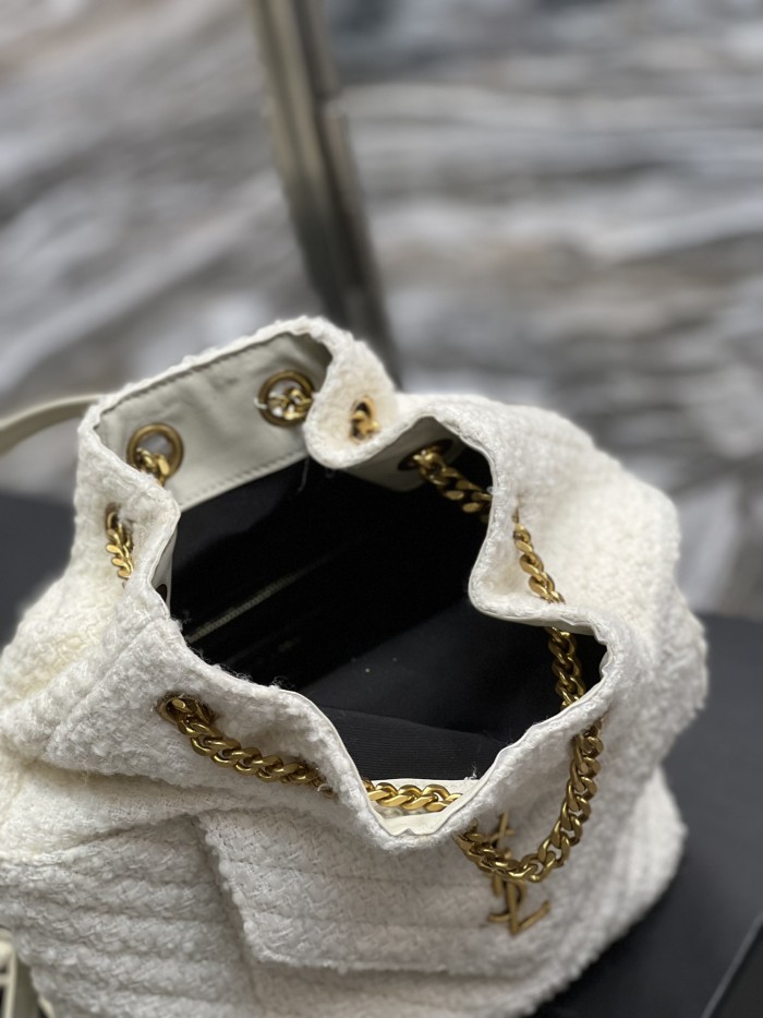 Handbags SAINT LAURENT 672609  size 22×29×15 cm