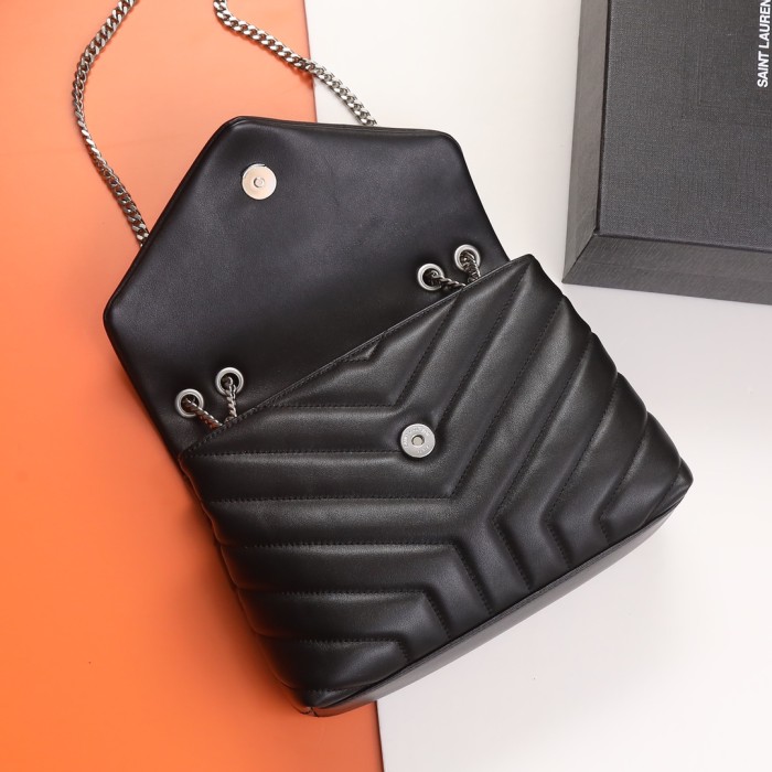 Handbags SAINT LAURENT 494699  size 25×17×9 cm