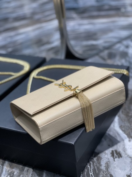 Handbags SAINT LAURENT 354119  size 24x14.5x5 cm