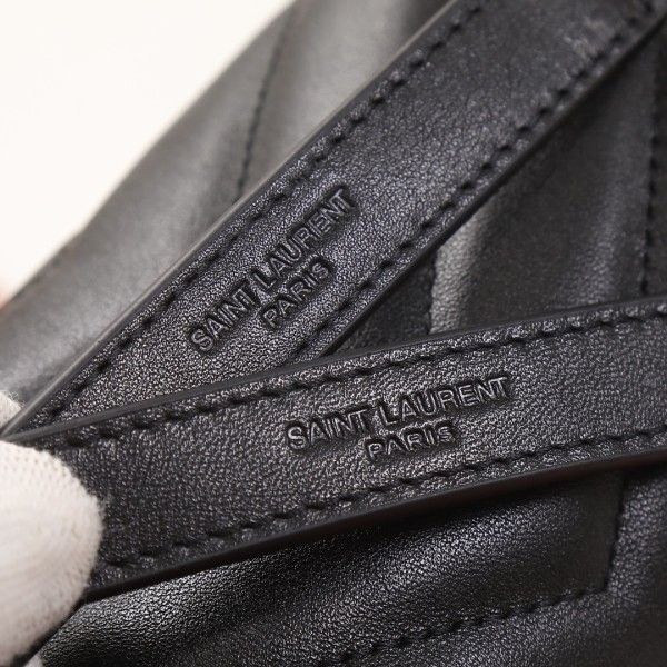 Handbags SAINT LAURENT 487216  size 32×22×11 cm