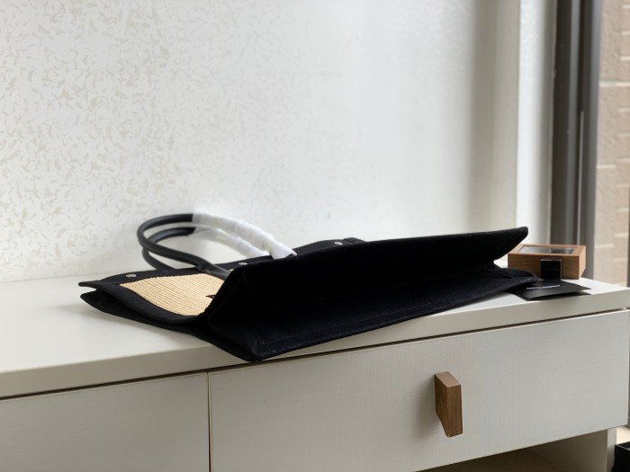 Handbags SAINT LAURENT 509415  size 48×36×16 cm