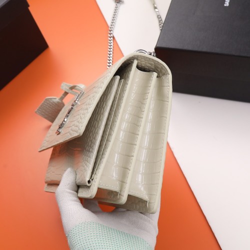 Handbags SAINT LAURENT 442906  size 22x8x16 cm