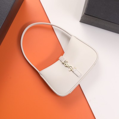 Handbags SAINT LAURENT 710318  size 19X11.5x4.5 cm