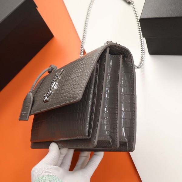 Handbags SAINT LAURENT 442906 size 22x8x16 cm 