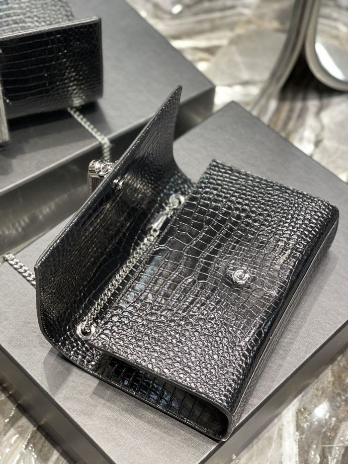 Handbags SAINT LAURENT 354119  size 24x14.5x5 cm