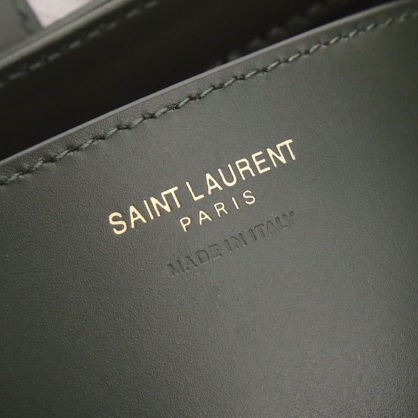 Handbags SAINT LAURENT 710318  size 19X11.5x4.5 cm