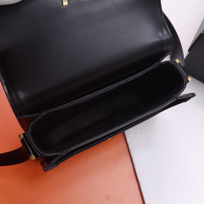 Handbags SAINT LAURENT 634306 size19x13x5 cm