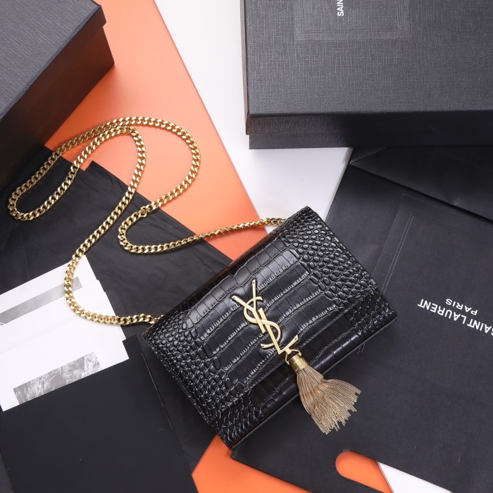 Handbags SAINT LAURENT 469390 size 20x13.5x5.5 cm 