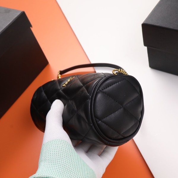 Handbags SAINT LAURENT 699703  size 20x10x10 cm