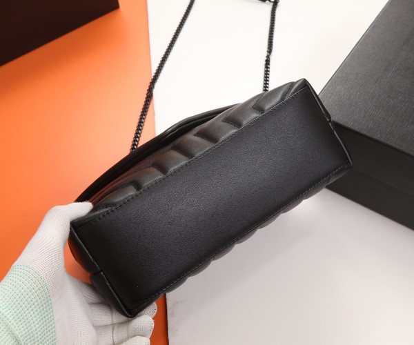 Handbags SAINT LAURENT 494699  size 25×17×9 cm