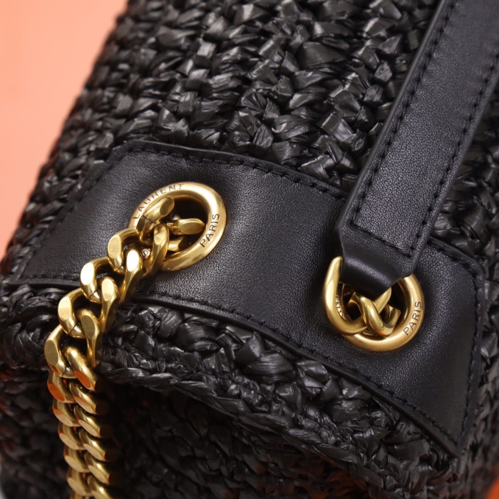 Handbags SAINT LAURENT 633158  size 28×20.5×8.5 cm