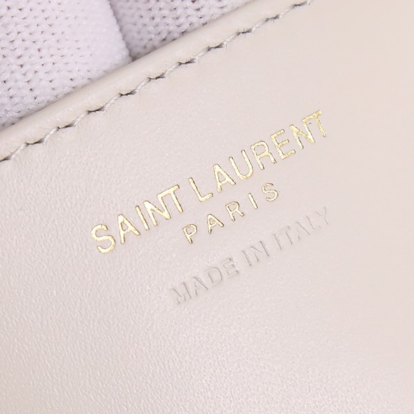 Handbags SAINT LAURENT 710318  size 19X11.5x4.5 cm