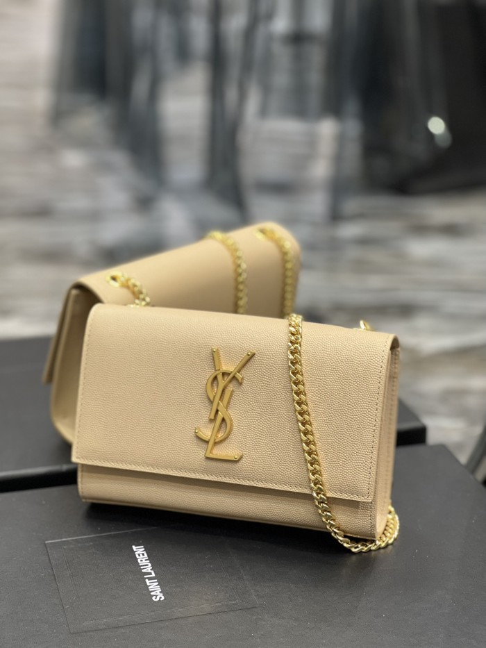 Handbags SAINT LAURENT 469390  size 20x13.5x5.5 cm