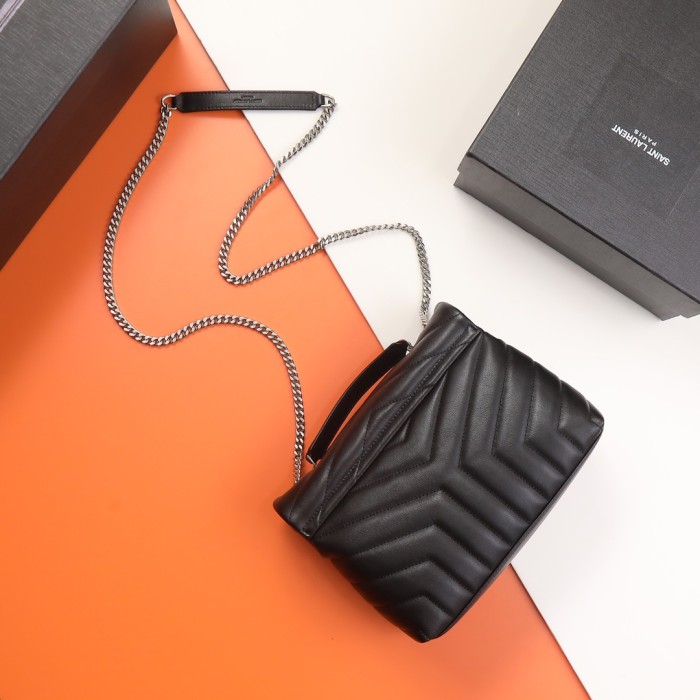 Handbags SAINT LAURENT 494699  size 25×17×9 cm