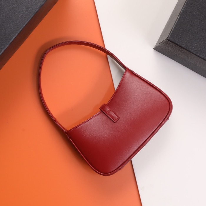 Handbags SAINT LAURENT 710318  size 19X11.5x4.5 cm