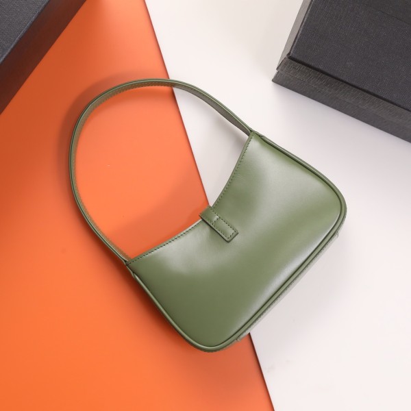 Handbags SAINT LAURENT 710318  size 19X11.5x4.5 cm