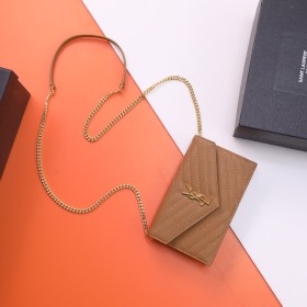 Handbags SAINT LAURENT 393953  size 19x11.5x4 cm