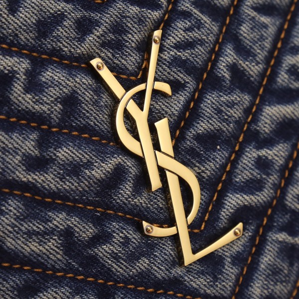 Handbags SAINT LAURENT 610436  size 17×17×5.5 cm 