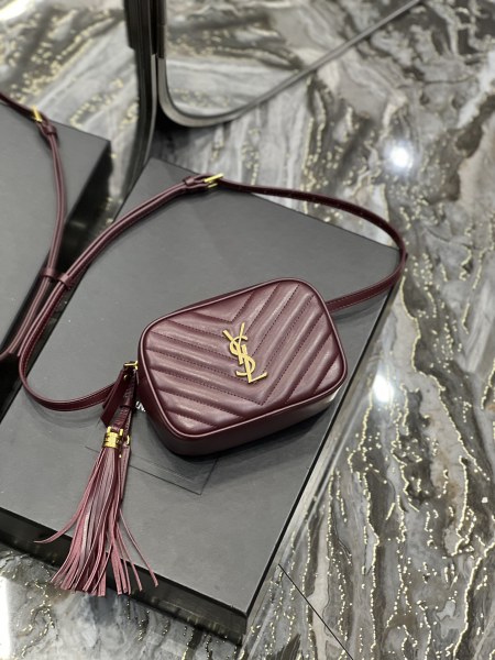 Handbags SAINT LAURENT 534817  size 15.5x10.5x5.5 cm