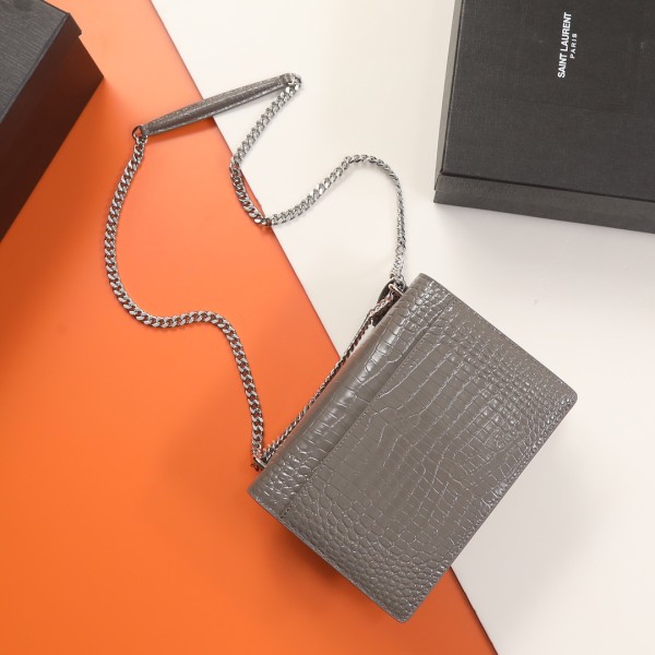 Handbags SAINT LAURENT 442906 size 22x8x16 cm 