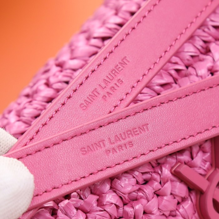 Handbags SAINT LAURENT 633151  size 22×16.5×12 cm