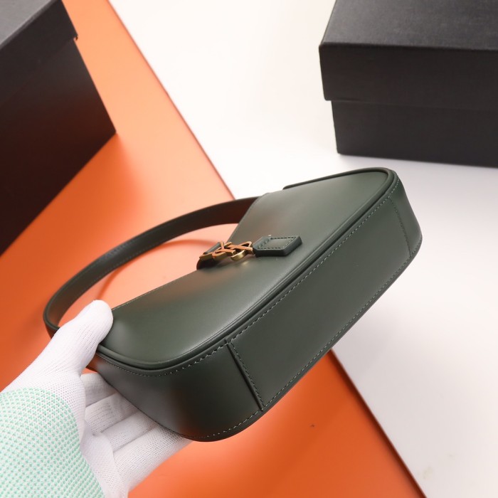 Handbags SAINT LAURENT 710318  size 19X11.5x4.5 cm