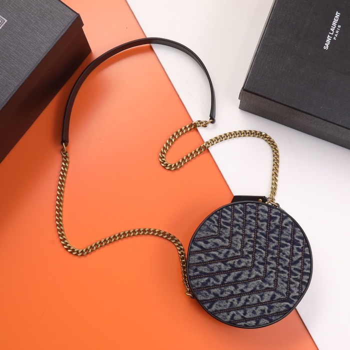 Handbags SAINT LAURENT 610436  size 17×17×5.5 cm 