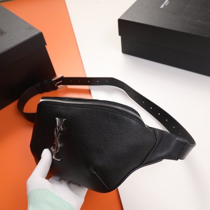 Handbags SAINT LAURENT 569737  size 25×14×3.5 cm